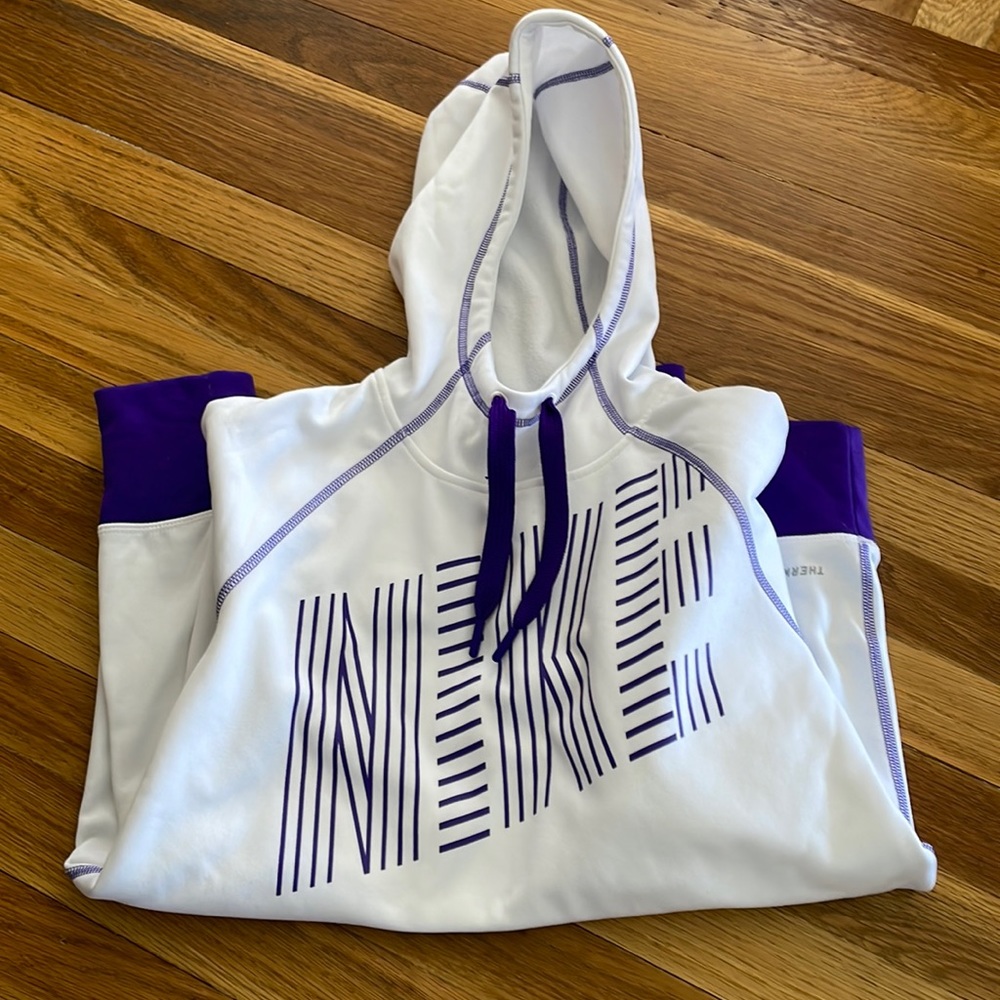Nike sweatshirt